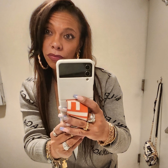 Meet your Posher, Jasmine - Picture 4 of 7